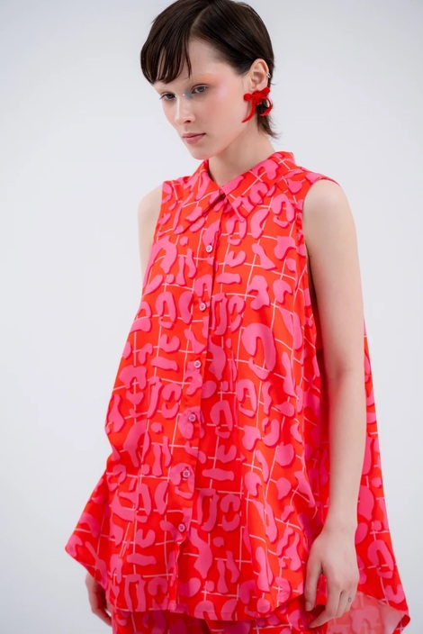 Red leopard shirt 