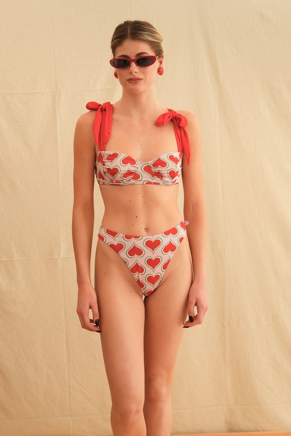 Red Love Cups Top 