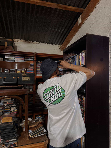 Vertigo Dot T-Shirt -Santa Cruz